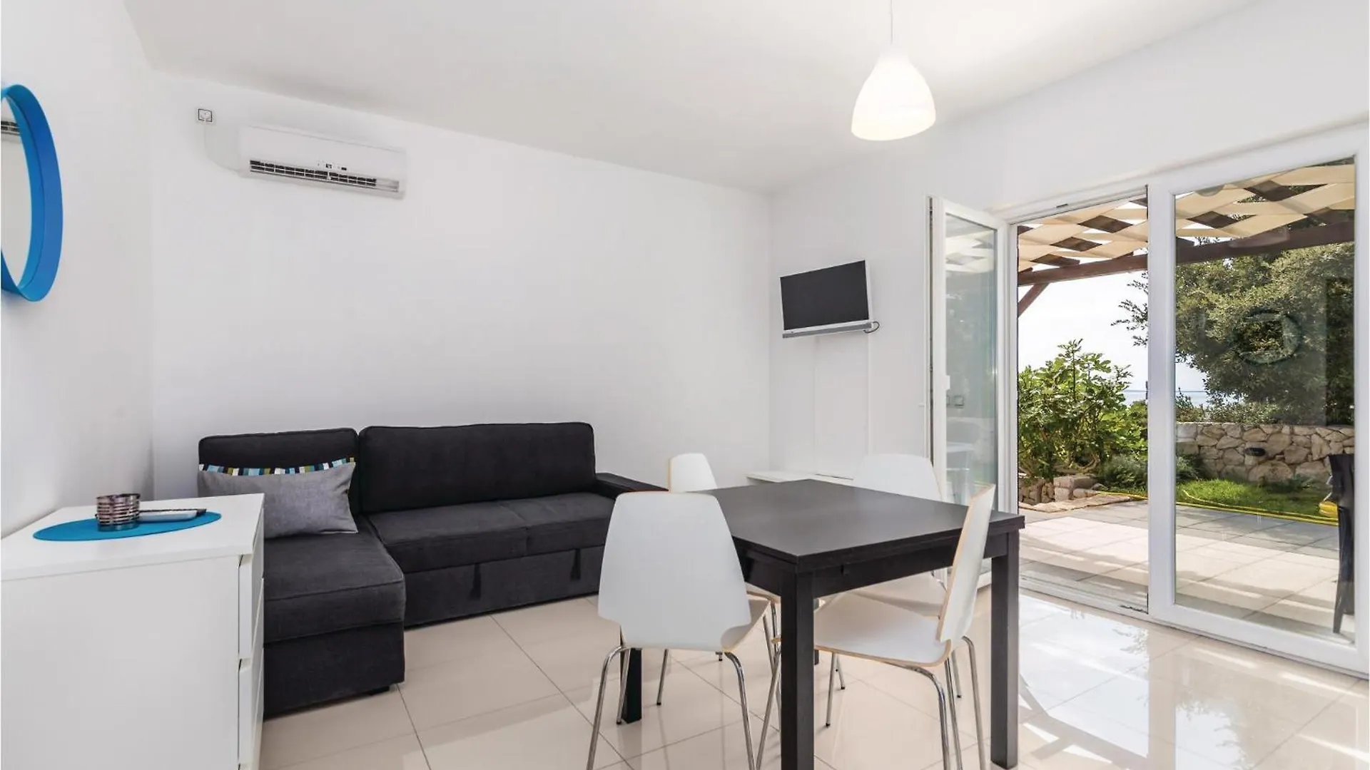 Nice Apartment In Mandre With Wifi
