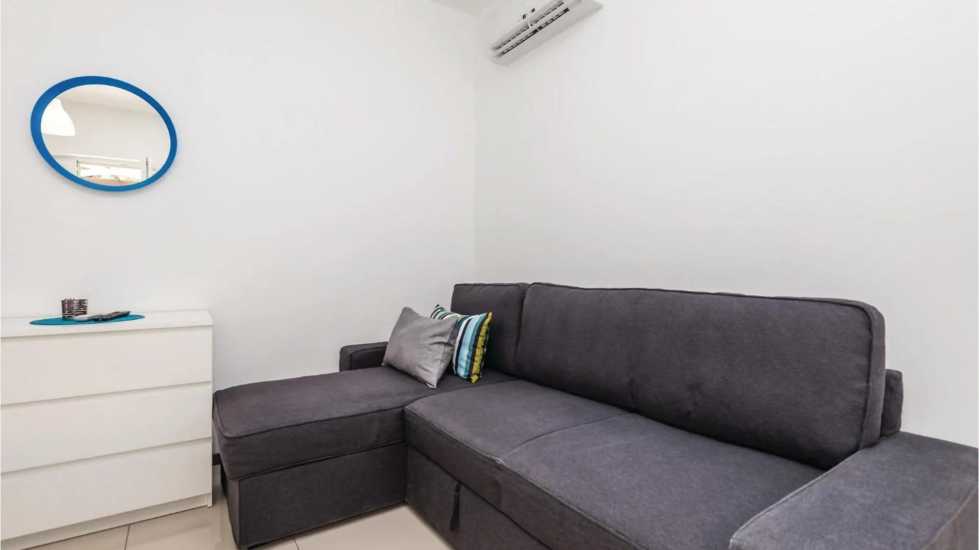 Nice Apartment In Mandre With Wifi